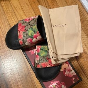 Gucci sandals